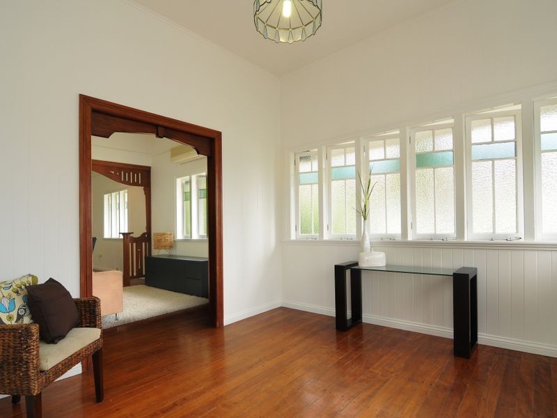 13 Lily Street, Cairns North QLD 4870
