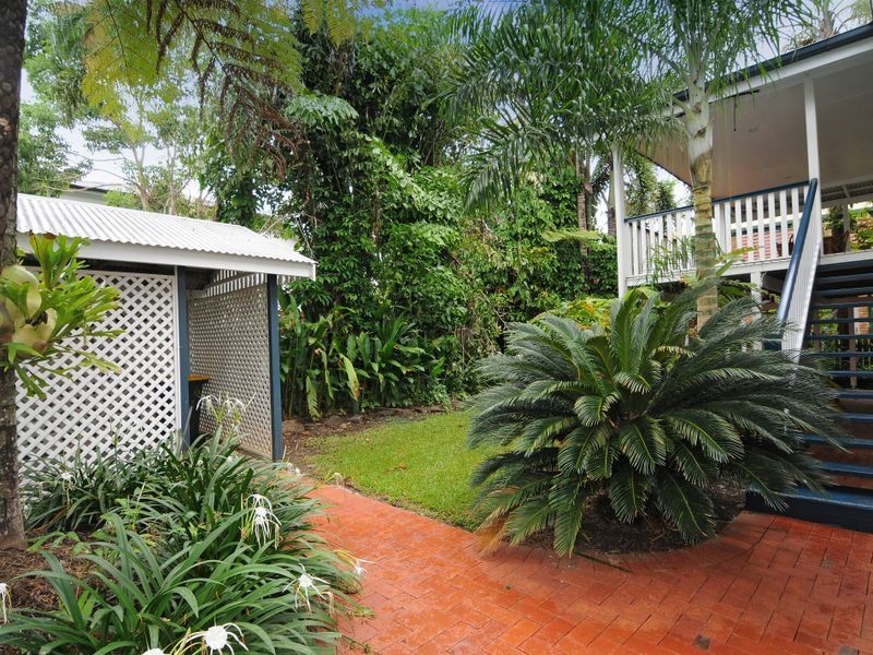 13 Lily Street, Cairns North QLD 4870