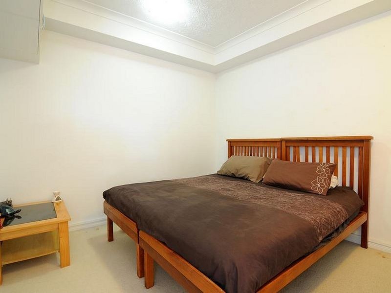 203/23-27 Mcleod Street, Aeroglen QLD 4870