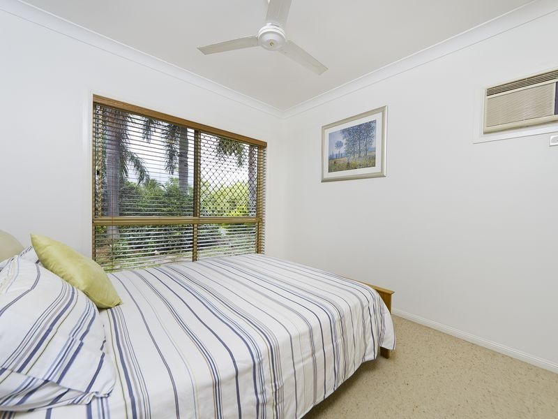 177 Harvey Road, Redlynch QLD 4870