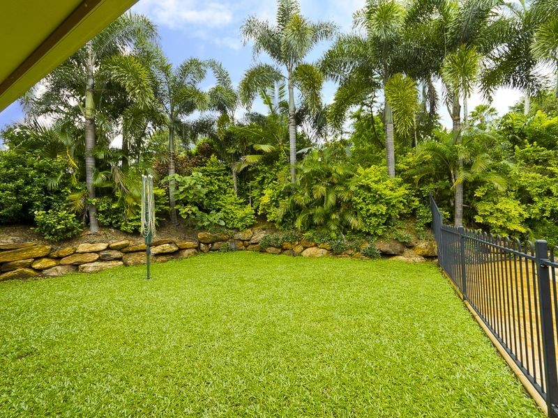 177 Harvey Road, Redlynch QLD 4870