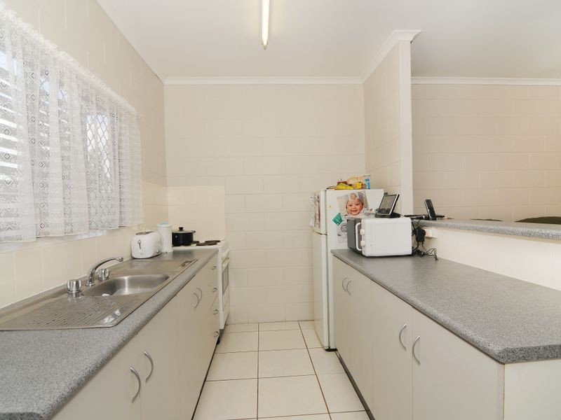 36 Loretta Avenue, Woree QLD 4868