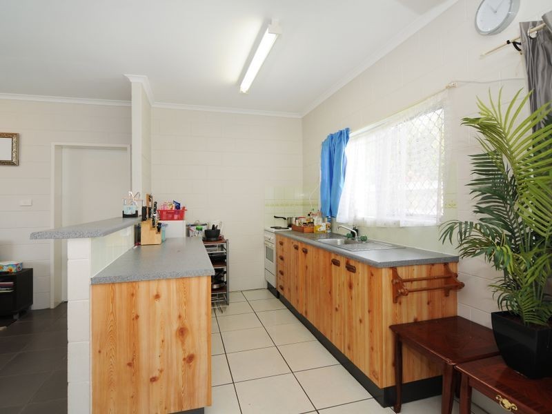 36 Loretta Avenue, Woree QLD 4868