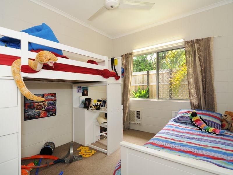 36 Loretta Avenue, Woree QLD 4868