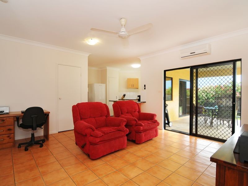 56 Wills Street, Brinsmead QLD 4870