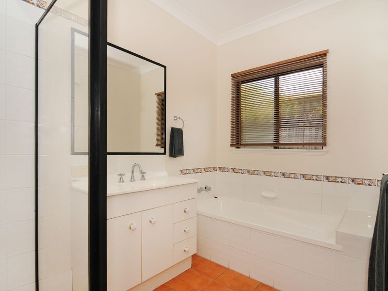 56 Wills Street, Brinsmead QLD 4870