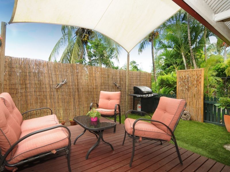 24/404 Mccoombe Street, Mooroobool QLD 4870