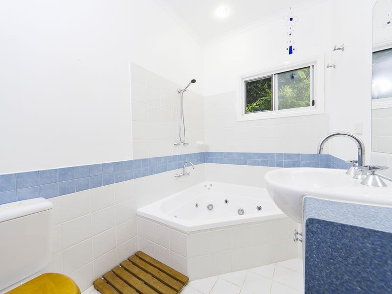 12 Stuart Street, Edge Hill QLD 4870