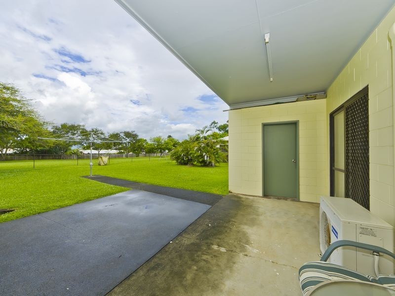 6 Velma Close, Woree QLD 4868