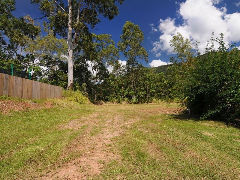 281 Burbridge Close, Redlynch QLD 4870