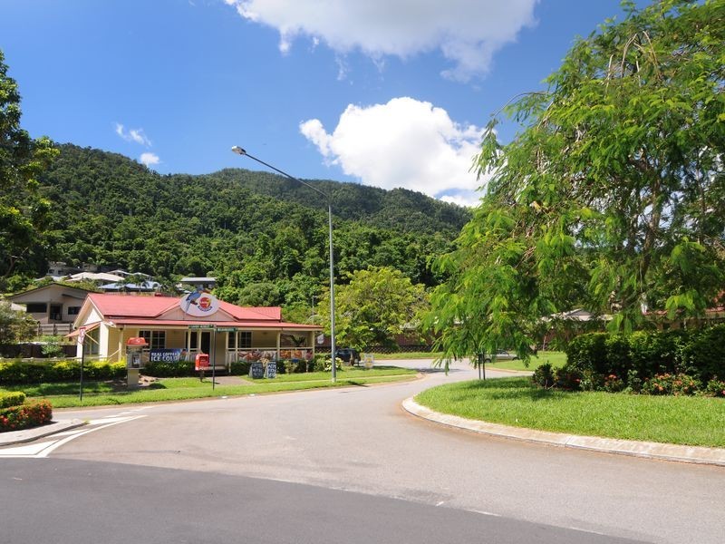 281 Burbridge Close, Redlynch QLD 4870