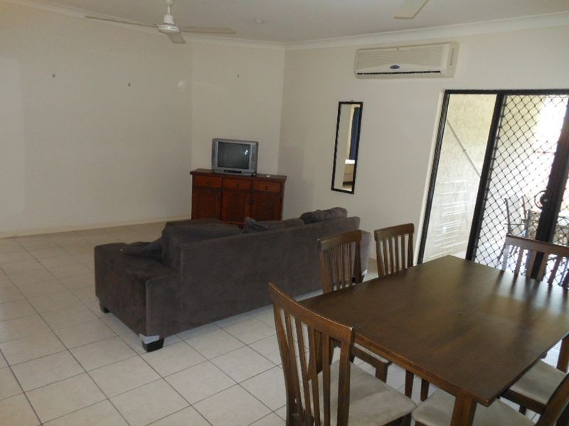 27/190 Irene Street, Mooroobool QLD 4870