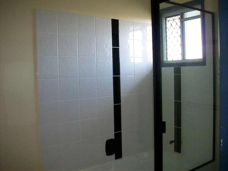 2 Jarrad Close, Mooroobool QLD 4870