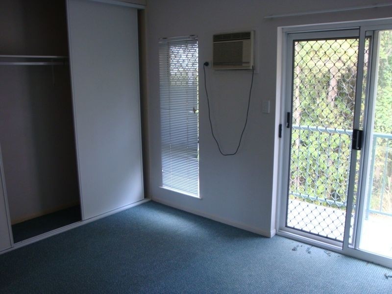 Manoora QLD 4870