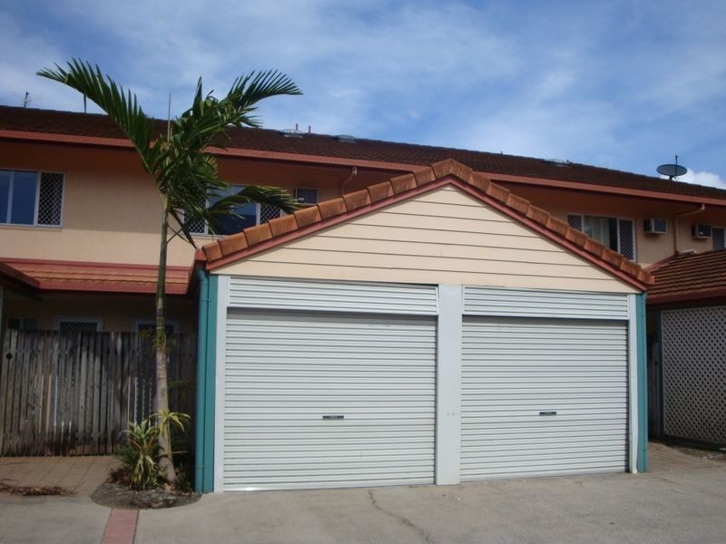 Manoora QLD 4870