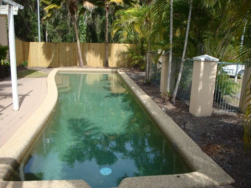 Manoora QLD 4870