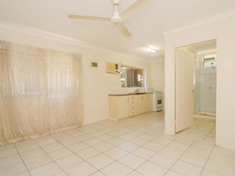 4/28 Digger Street, Cairns North QLD 4870