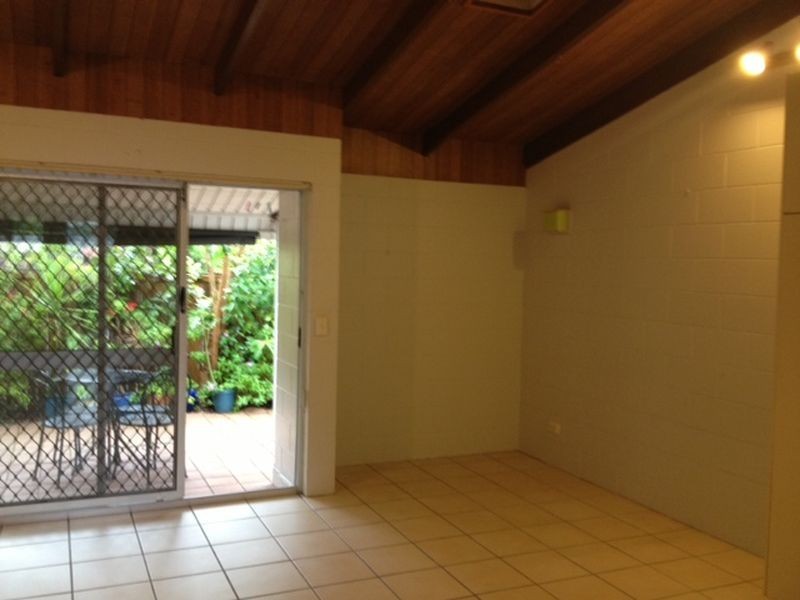 4/31 Miles Street, Manoora QLD 4870