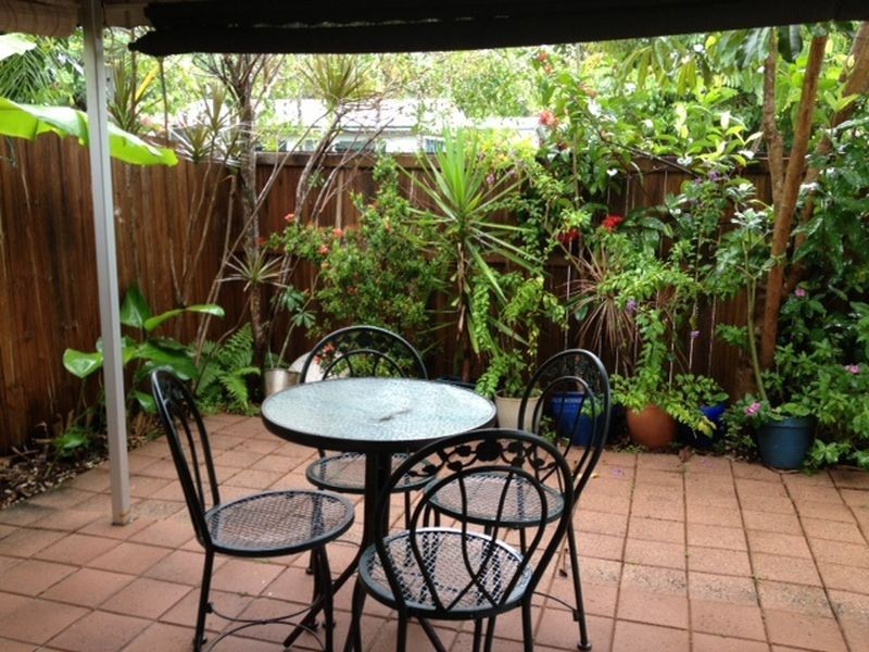 4/31 Miles Street, Manoora QLD 4870