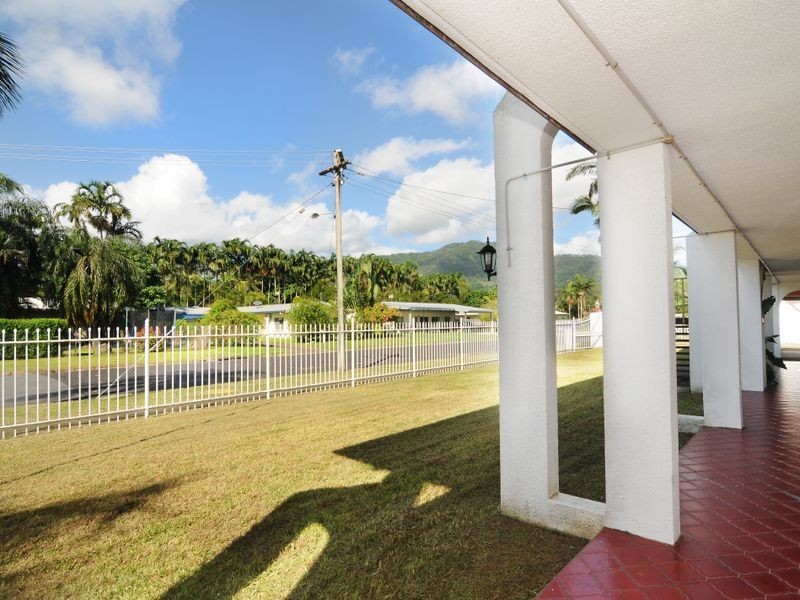 4/13 Armburst Street, Manoora QLD 4870