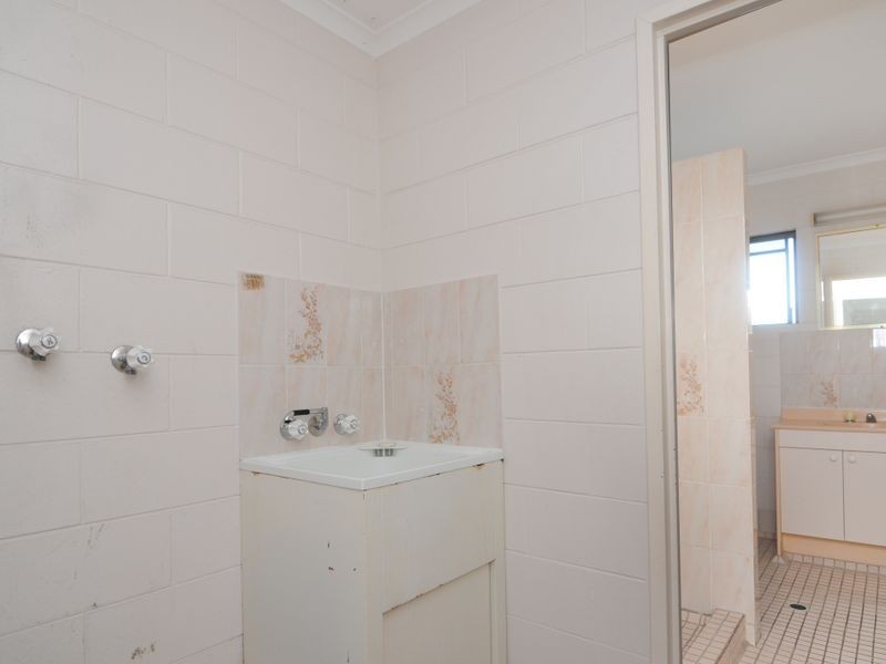 6/13 Armburst Street, Manoora QLD 4870