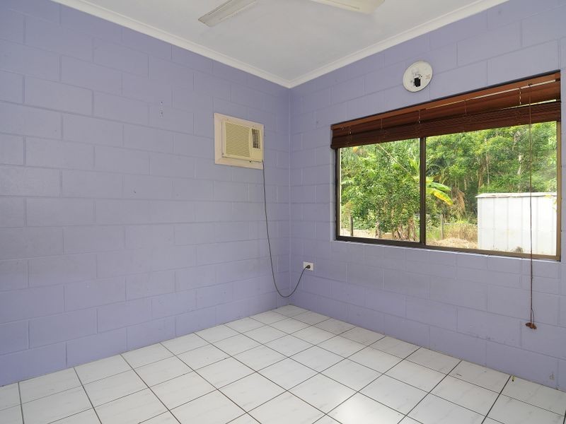 8 Ramsey Drive, Kanimbla QLD 4870