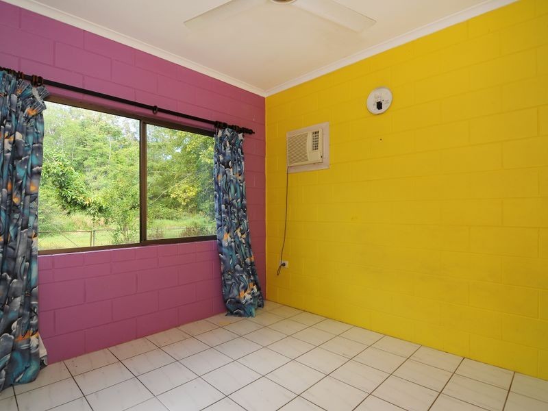 8 Ramsey Drive, Kanimbla QLD 4870