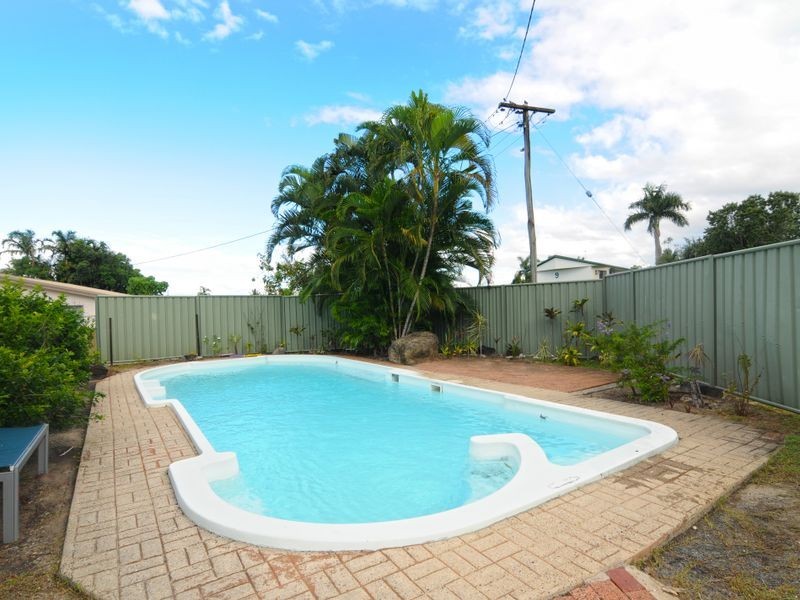 2/71 Boland Street, Westcourt QLD 4870