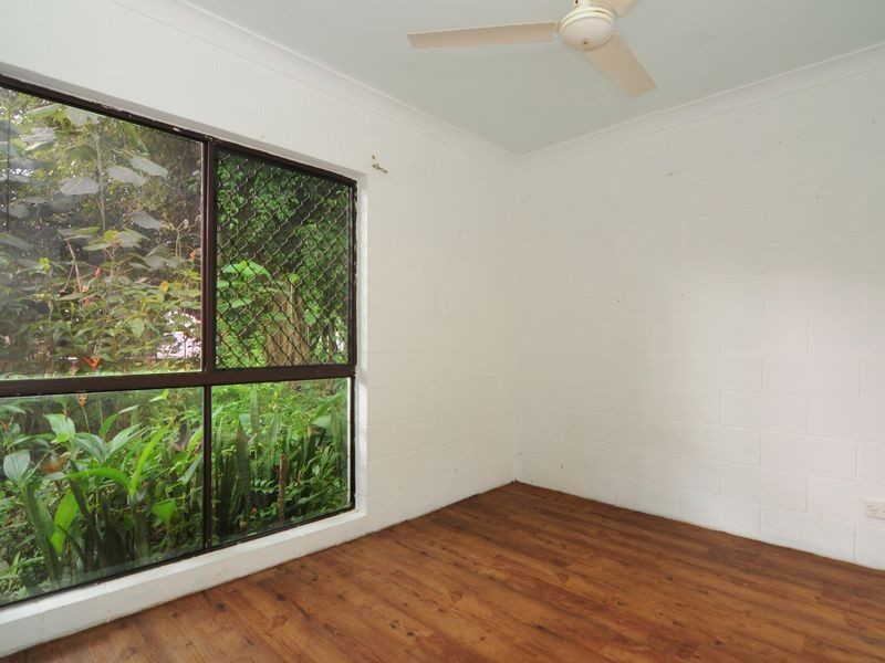 2/71 Boland Street, Westcourt QLD 4870