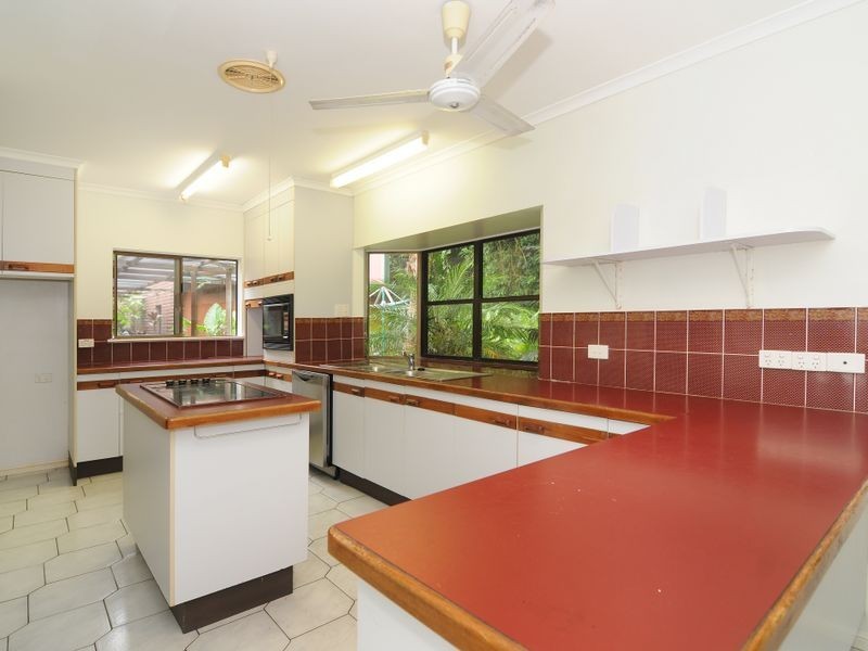 18 – 20 Cascade Drive, Redlynch QLD 4870