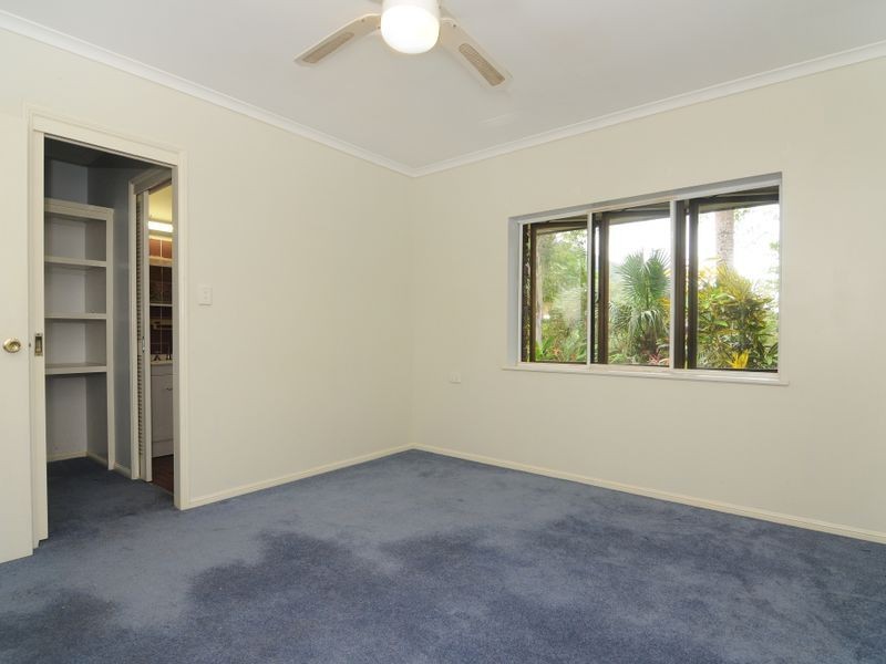 18 – 20 Cascade Drive, Redlynch QLD 4870