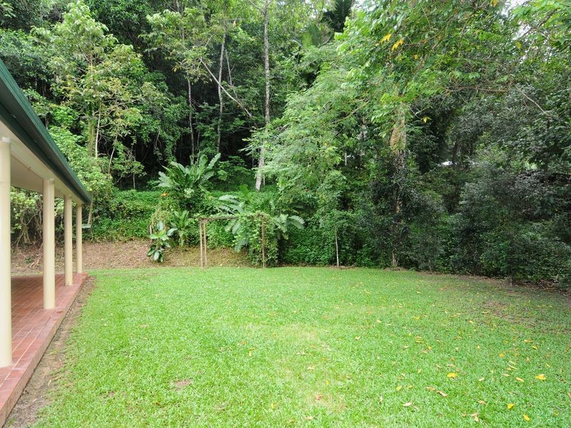 18 – 20 Cascade Drive, Redlynch QLD 4870