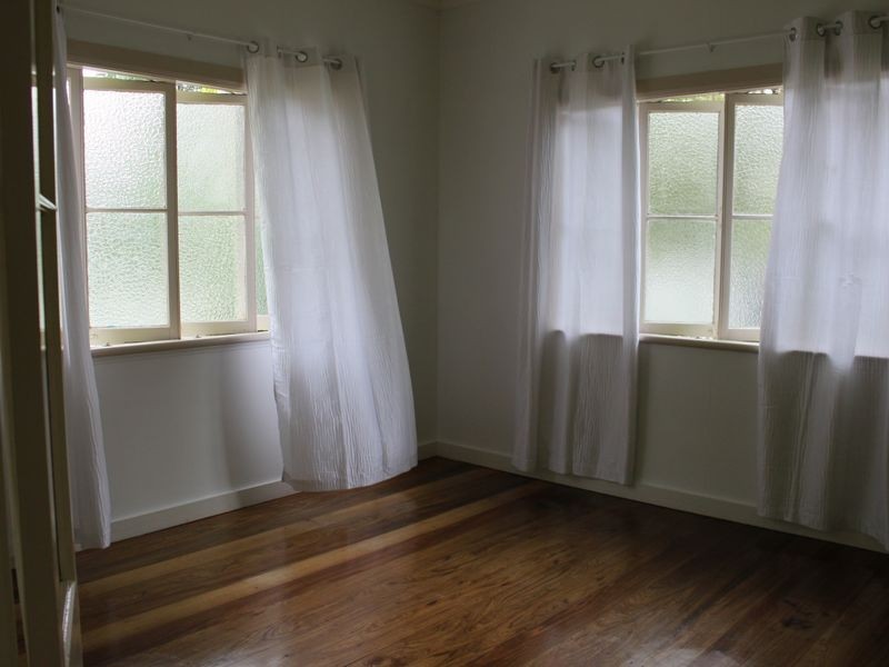 148 Greenslopes Street, Edge Hill QLD 4870