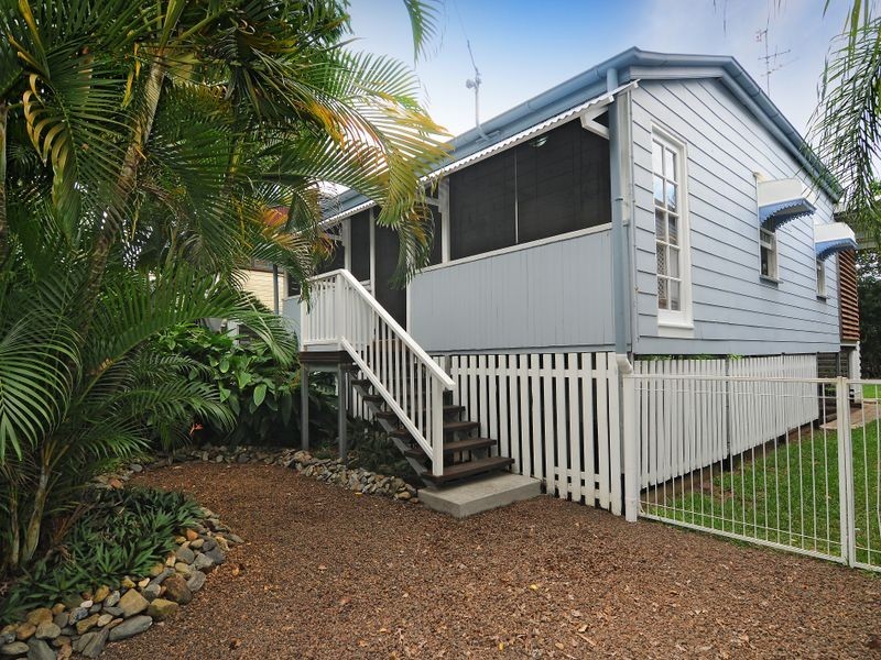 6 Cairns Street, Cairns North QLD 4870