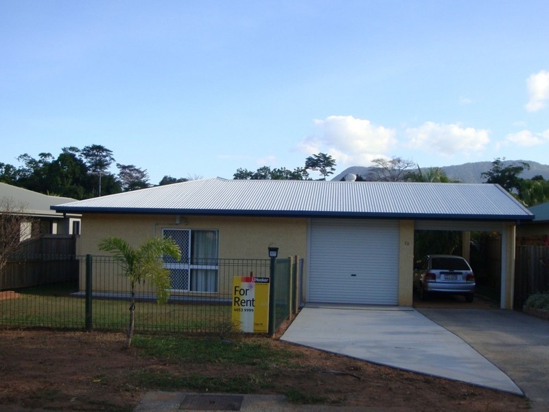 10 Goodfellow Close, Mooroobool QLD 4870
