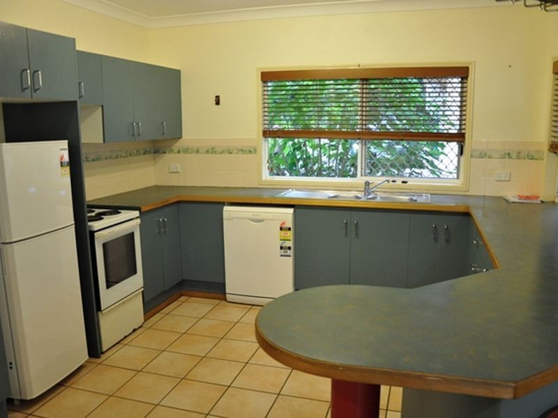 2/42 Mason Street, Stratford QLD 4870