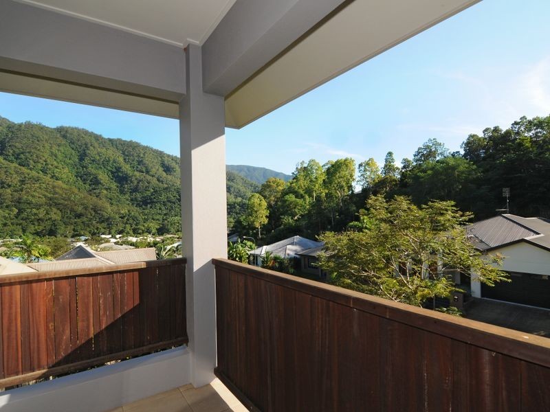16 Willie Ming Close, Redlynch QLD 4870
