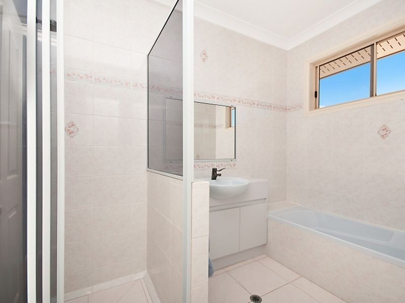 32 Gouldian Street, Bayview Heights QLD 4868