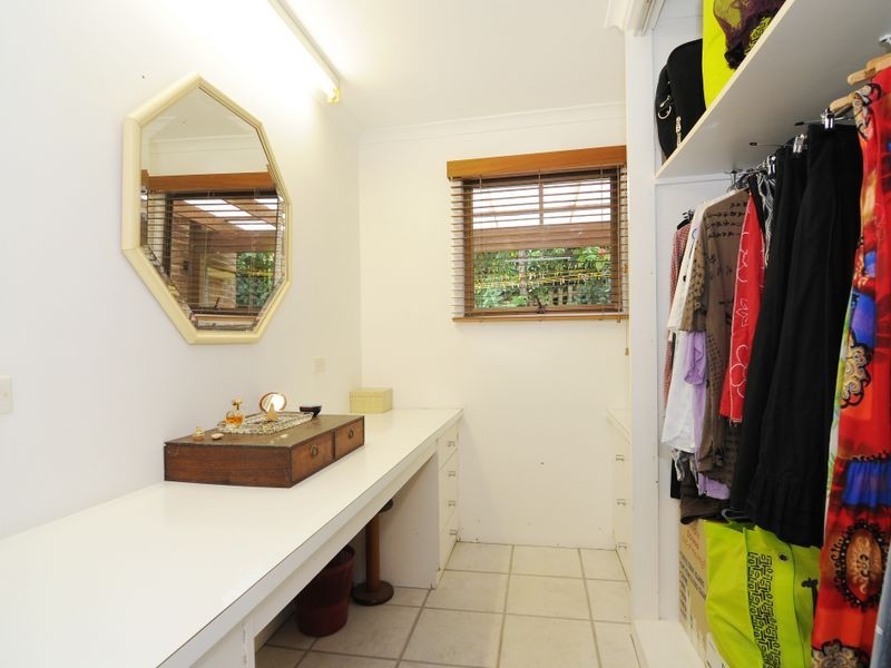 21 McHugh Crescent, Whitfield QLD 4870