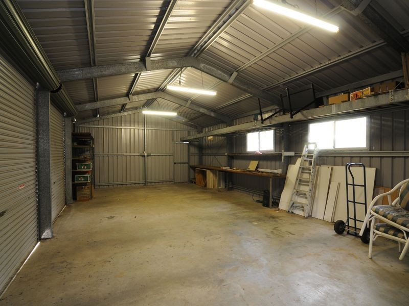 21 McHugh Crescent, Whitfield QLD 4870