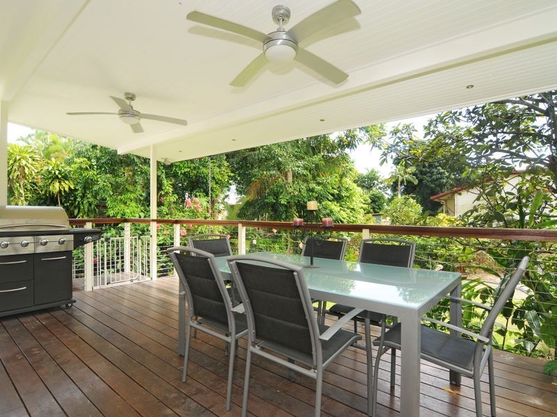 16 Thomas Street, Manunda QLD 4870