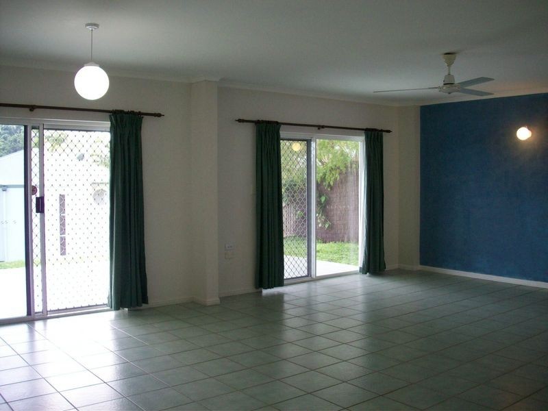 10/5 Brinsmead Terrace, Kanimbla QLD 4870
