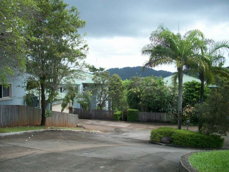 10/5 Brinsmead Terrace, Kanimbla QLD 4870