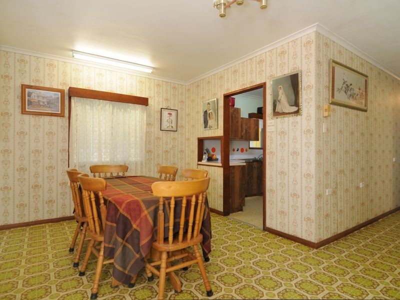 71663 Bruce Highway, Centenary Heights QLD 4869