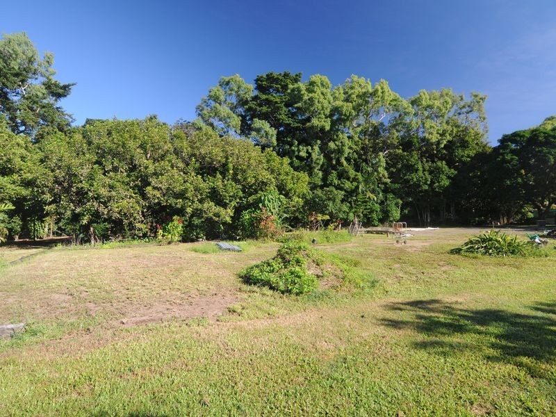 71663 Bruce Highway, Centenary Heights QLD 4869