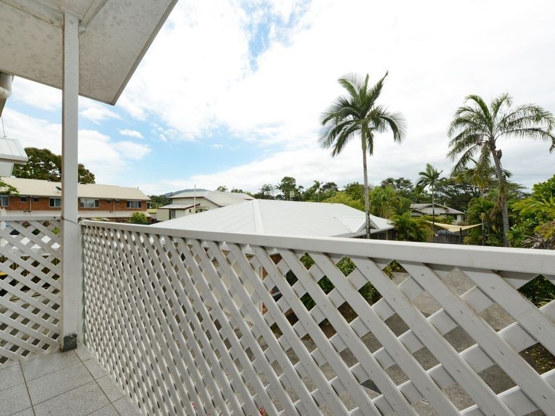 3/111 Callaghan Street, Mooroobool QLD 4870