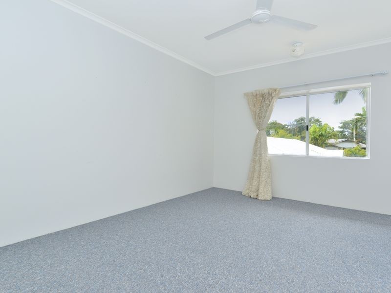 3/111 Callaghan Street, Mooroobool QLD 4870