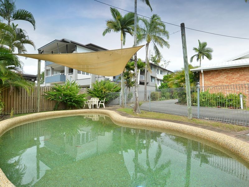 3/111 Callaghan Street, Mooroobool QLD 4870