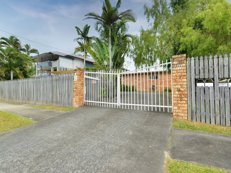 3/111 Callaghan Street, Mooroobool QLD 4870