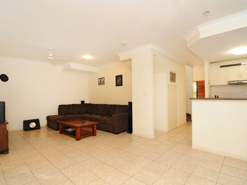 5/24 Old Smithfield Road, Freshwater QLD 4870